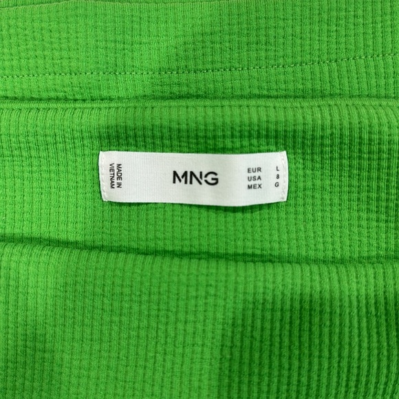 Green Bodycon Dress - Picture 2 of 2